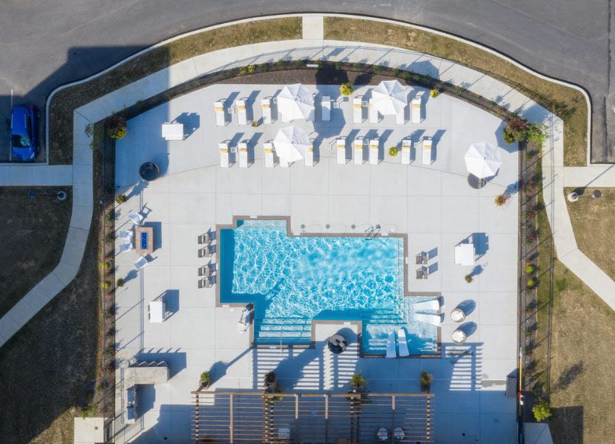 Luxury Apartment in Lancaster PA Photos of The Crossings